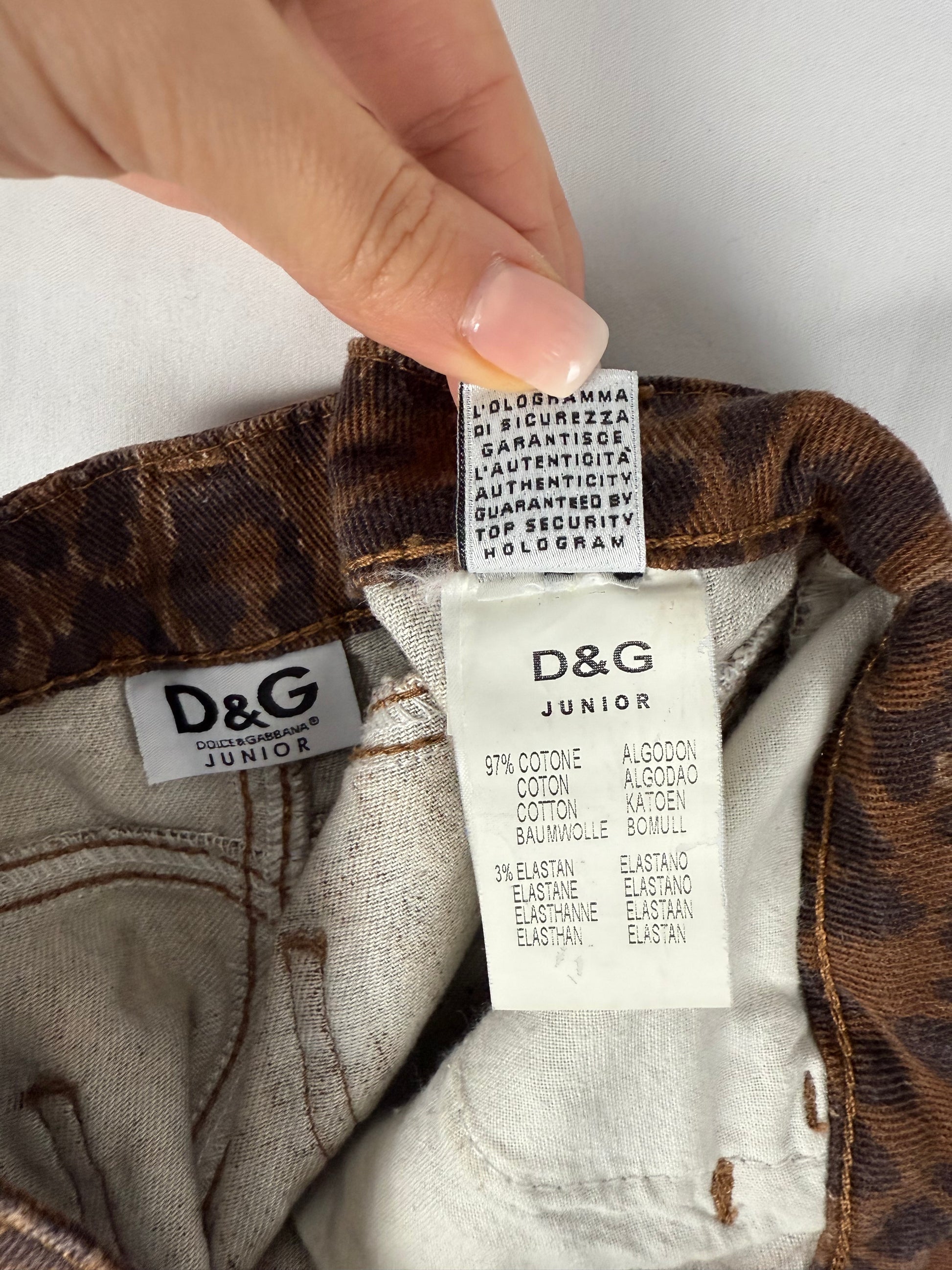 Brown animal print low rise denim mini short (XS)