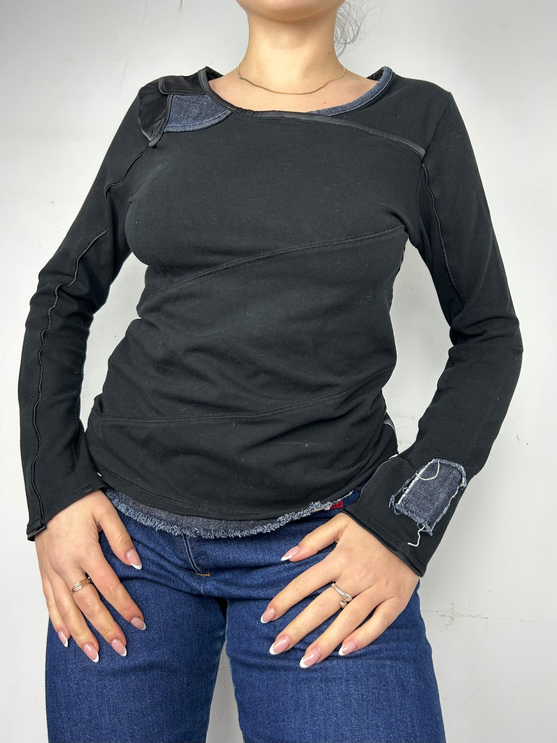 Black & denim patchwork long sleeves top (M)