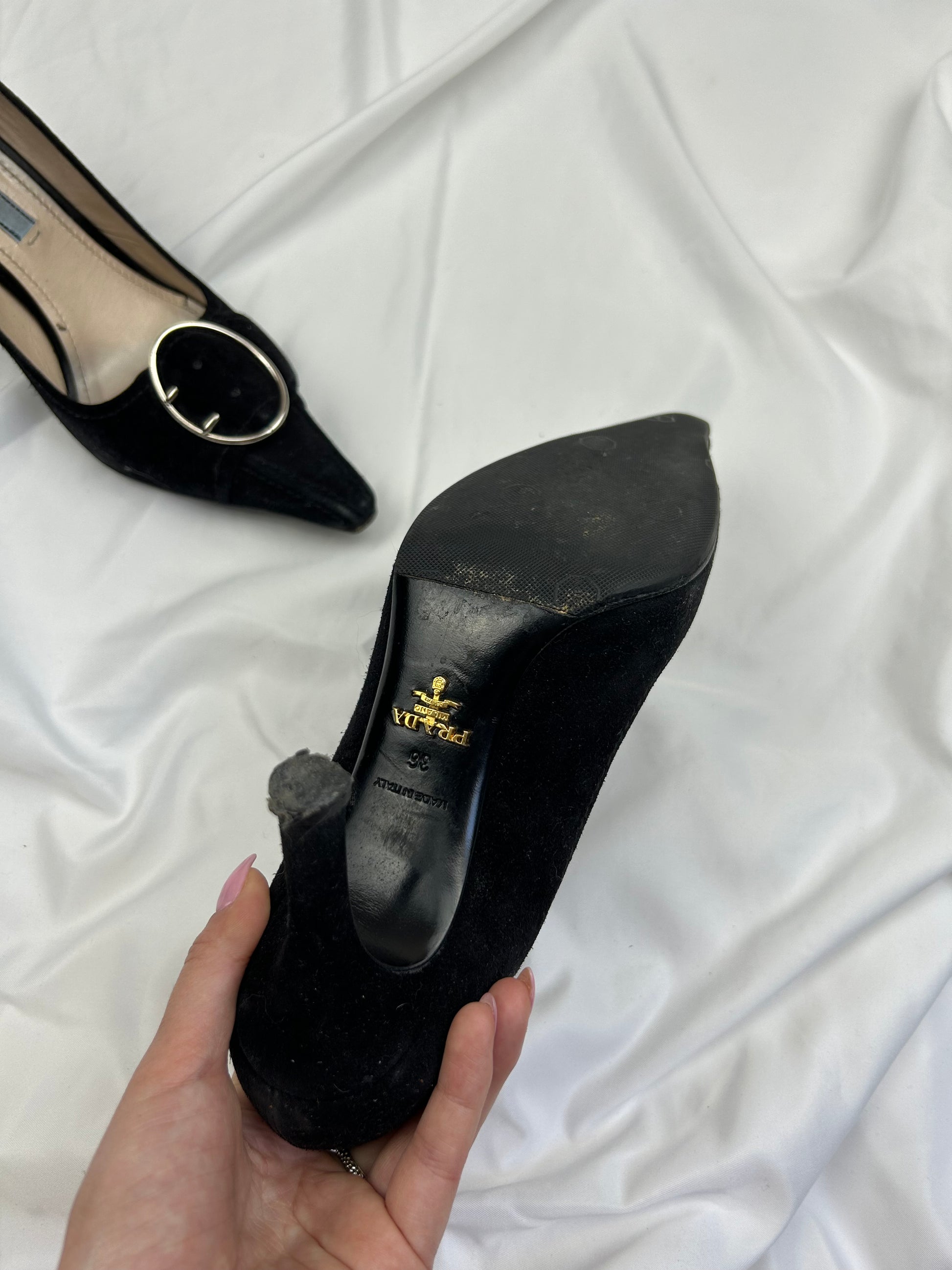 Black suede leather pointed toes buckles heels (36)