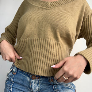 Beige V neck jumper (M/L)
