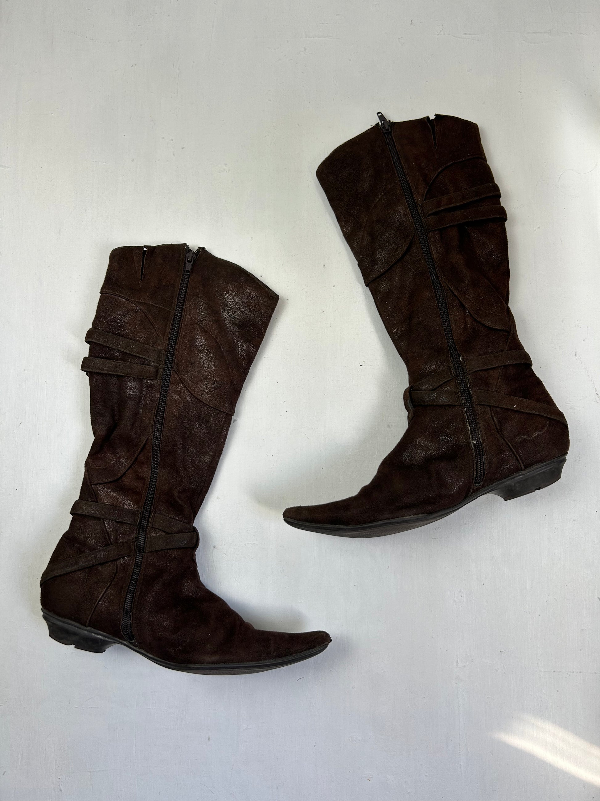 Brown  knee high suede leather buckles pointed toes boots (37)