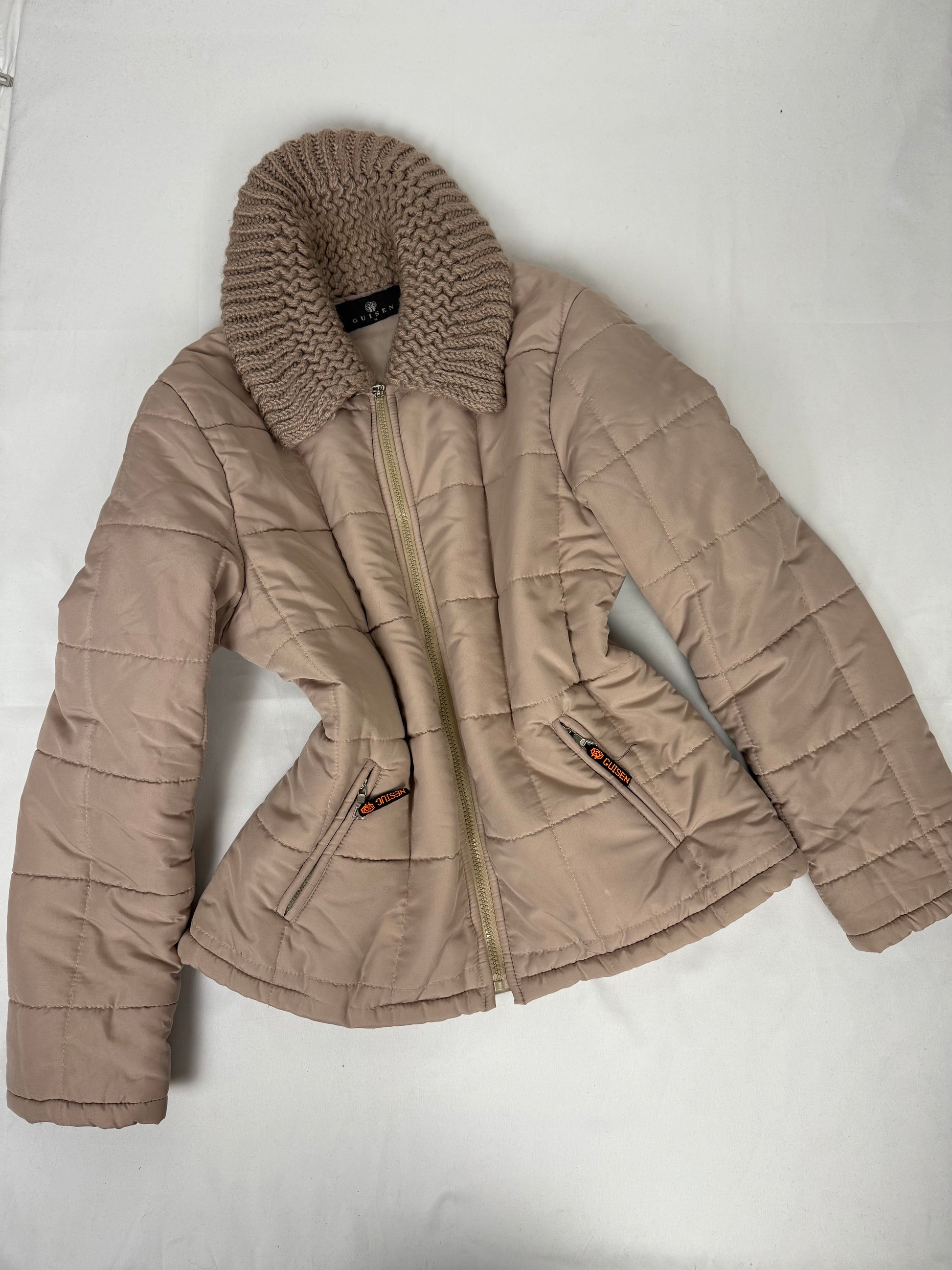 Beige zip up wool neck puffer jacket (M/L)