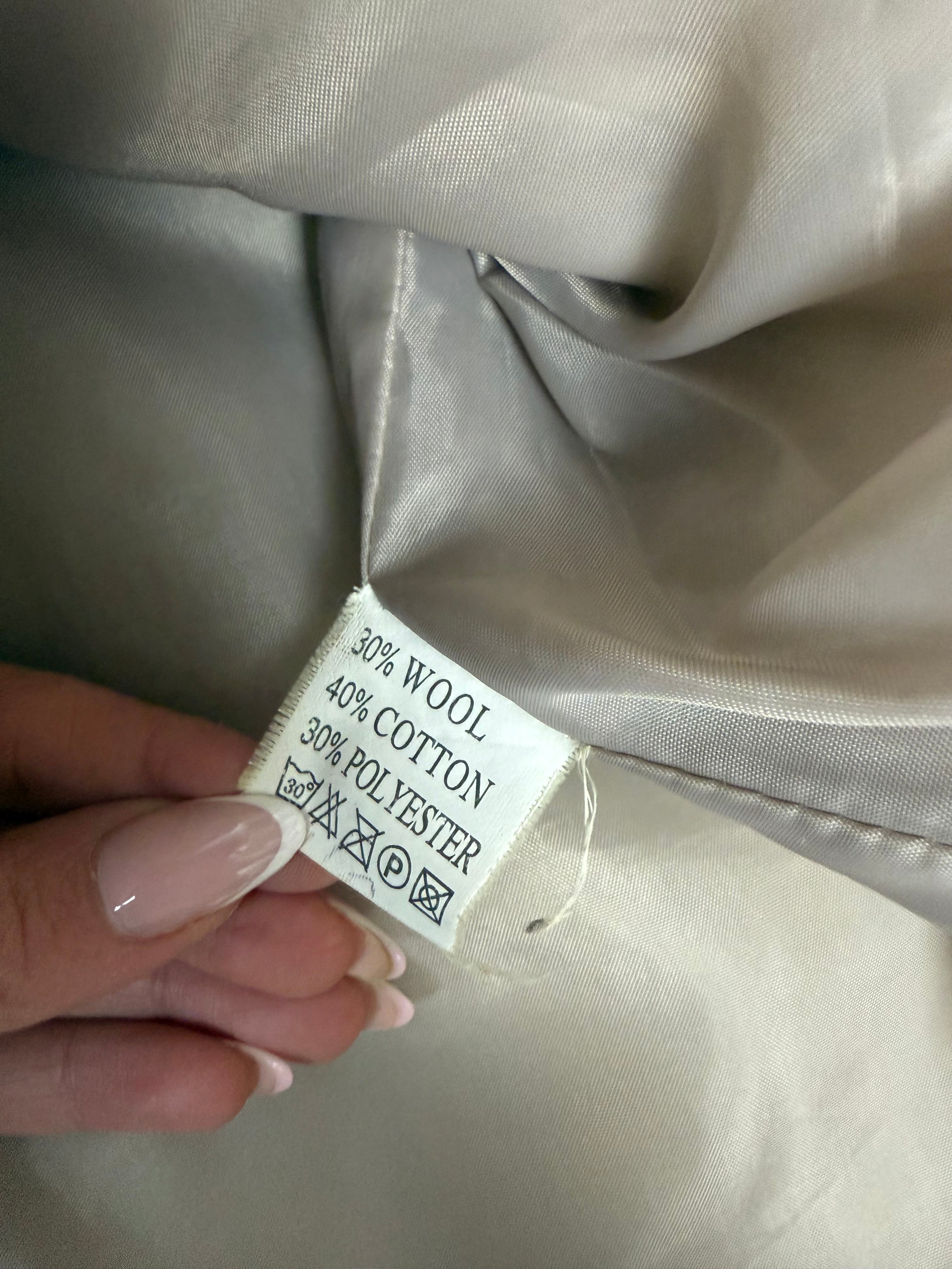Beige zip up wool neck puffer jacket (M/L)