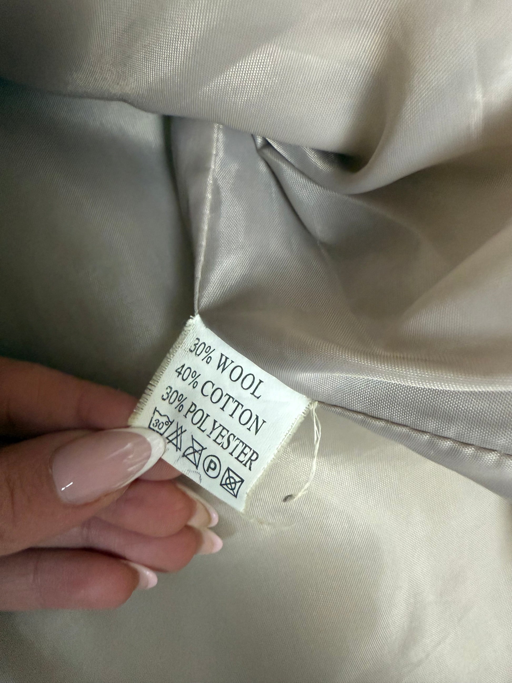 Beige zip up wool neck puffer jacket (M/L)