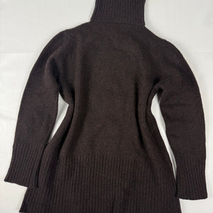 Brown 100% pure wool turtleneck tight fit jumper (M/L)