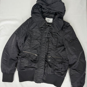 Black hooded puffer jacket (M)
