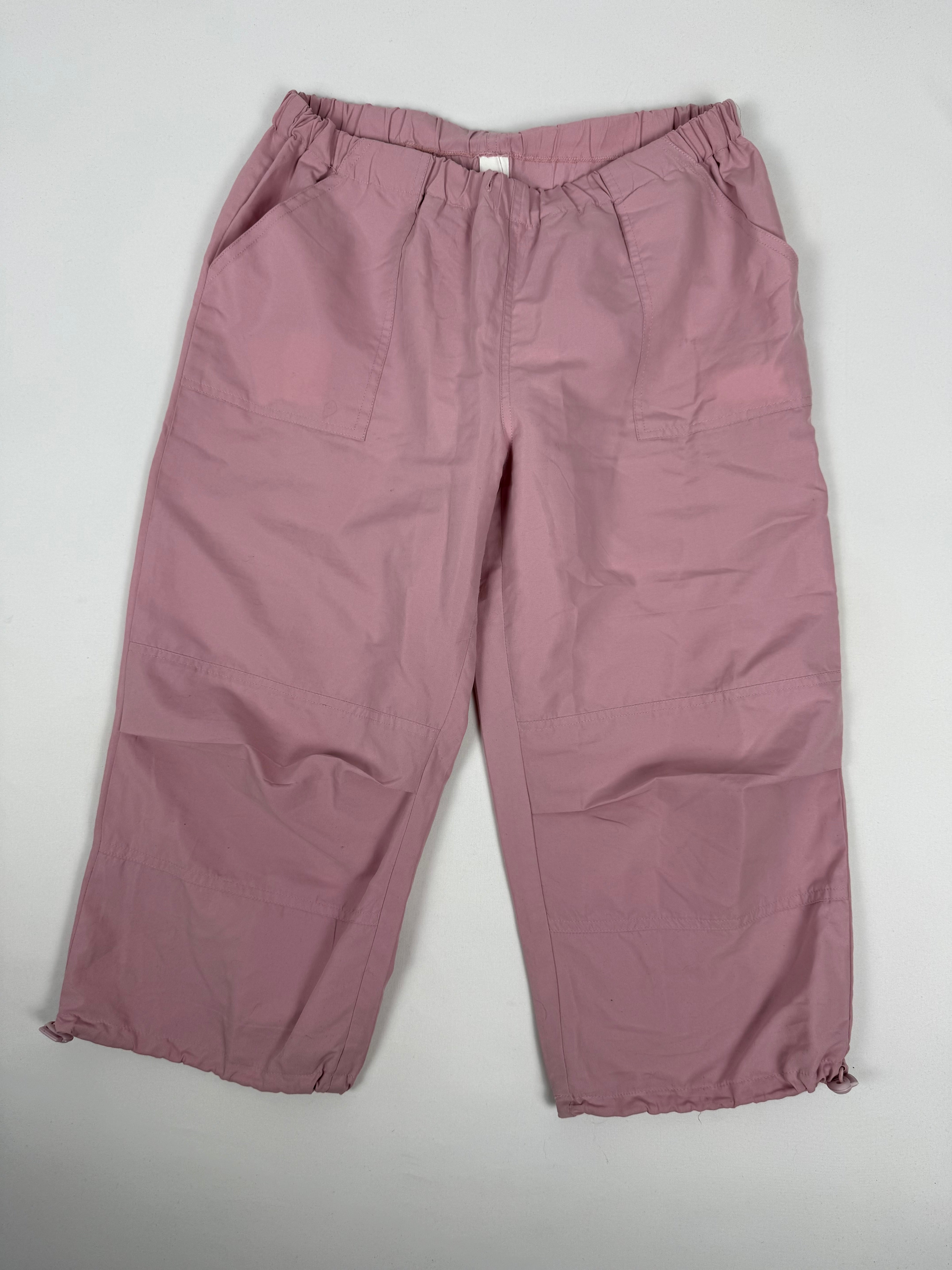 Baby pink activewear capri pants (M)