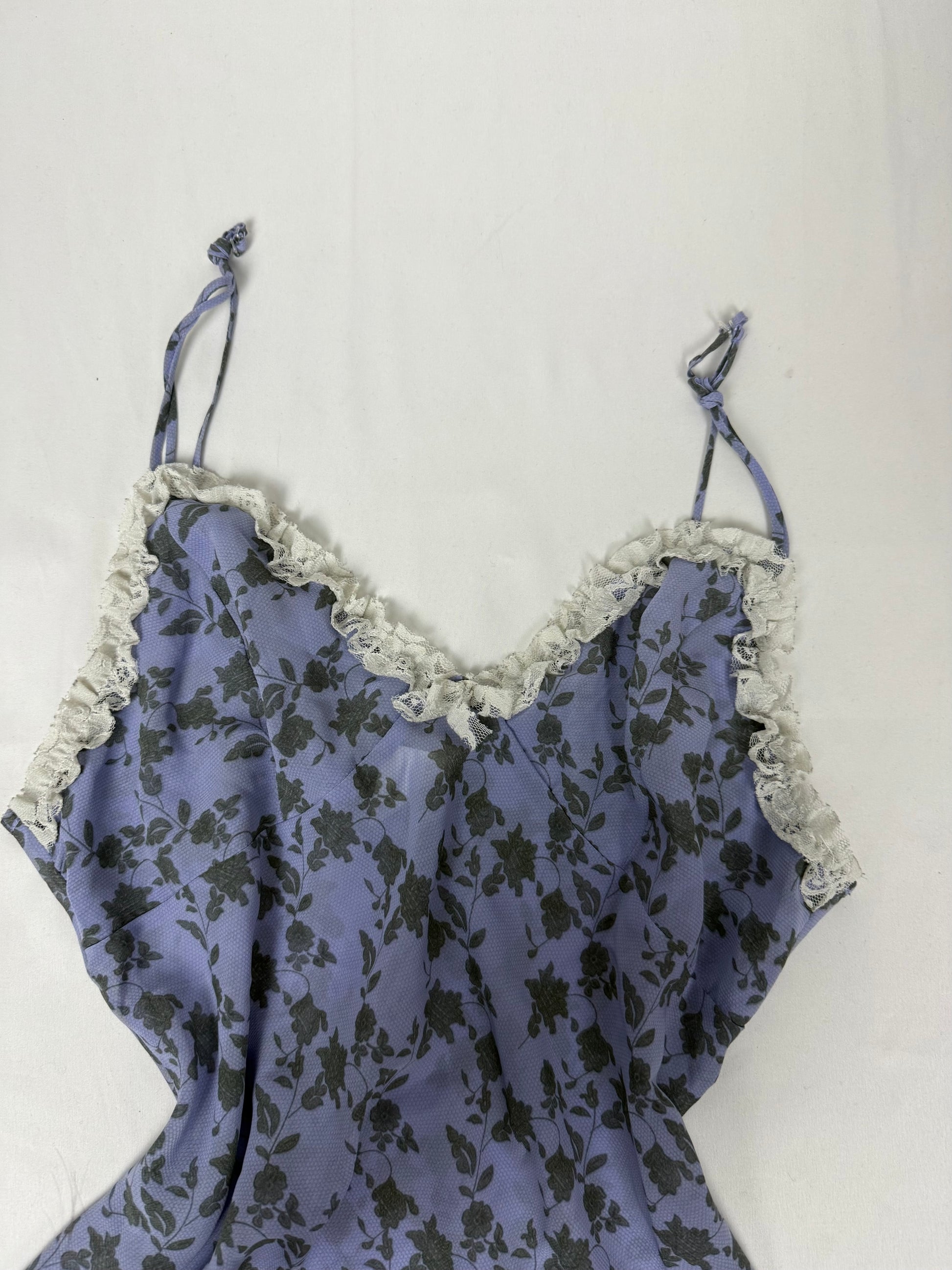 Lilac graphic babydoll mini dress (L)