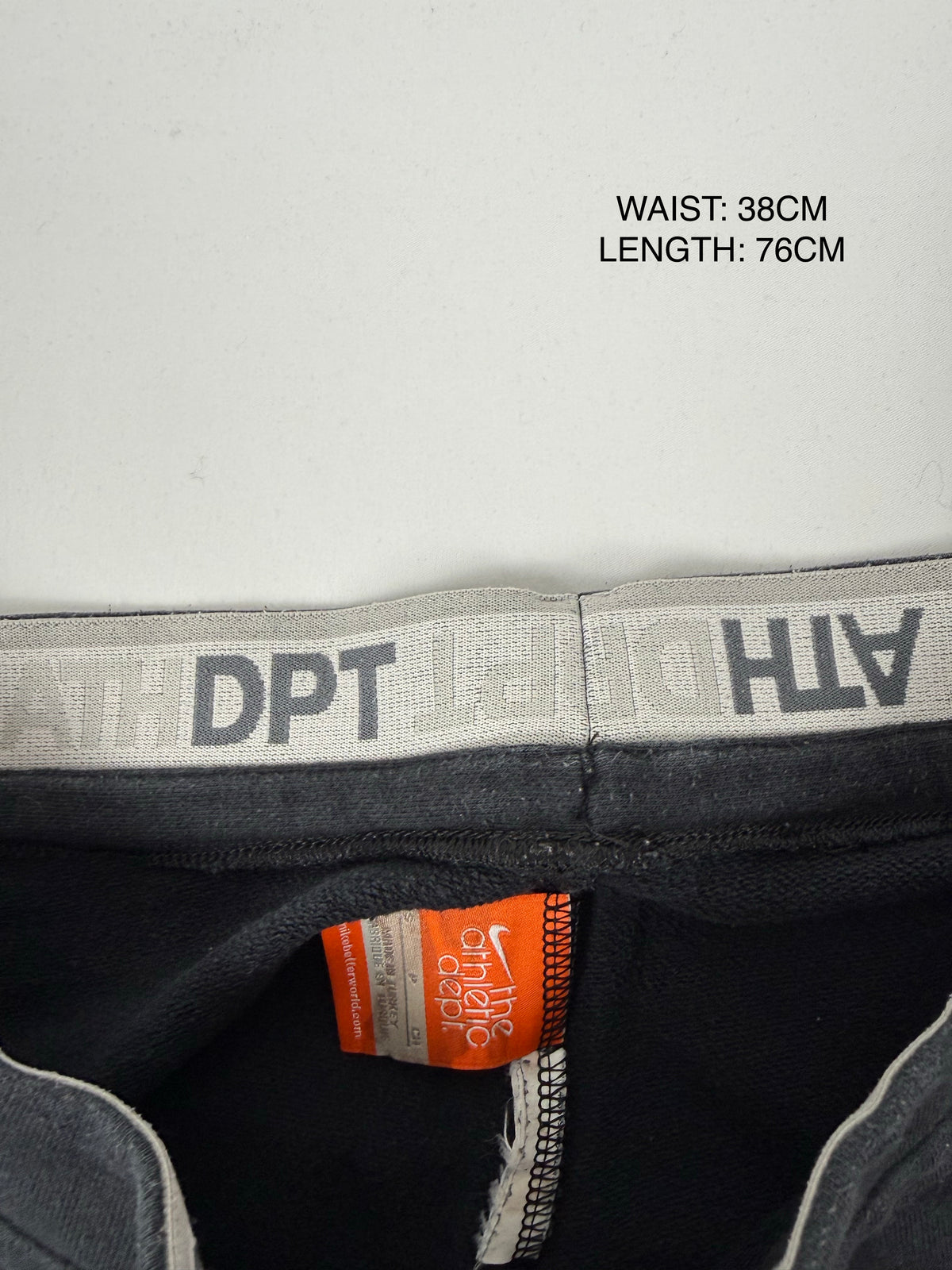 Black low rise capri pants (S)