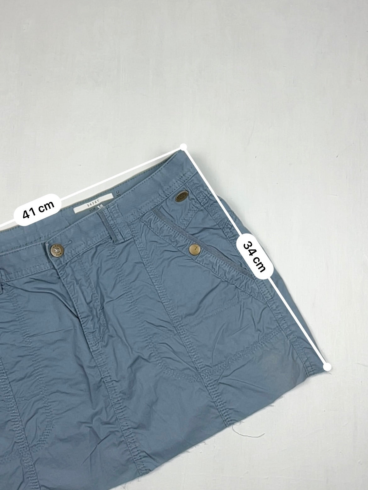 Blue 100% cotton low rise cargo mini skirt (M)