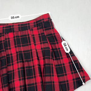 Red & black check print pleated skirt (M)