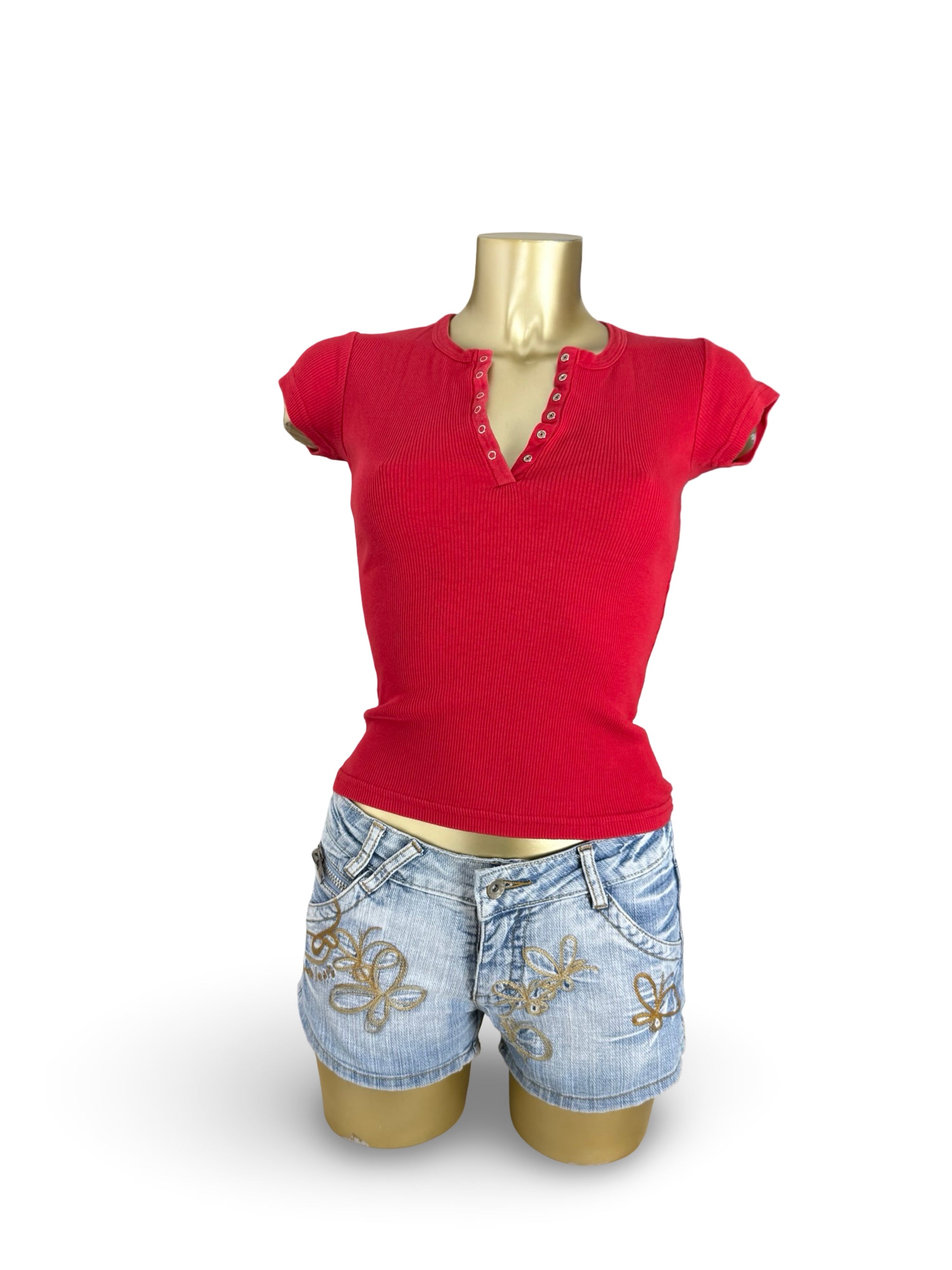 Red tight fit 100% cotton tee (S)