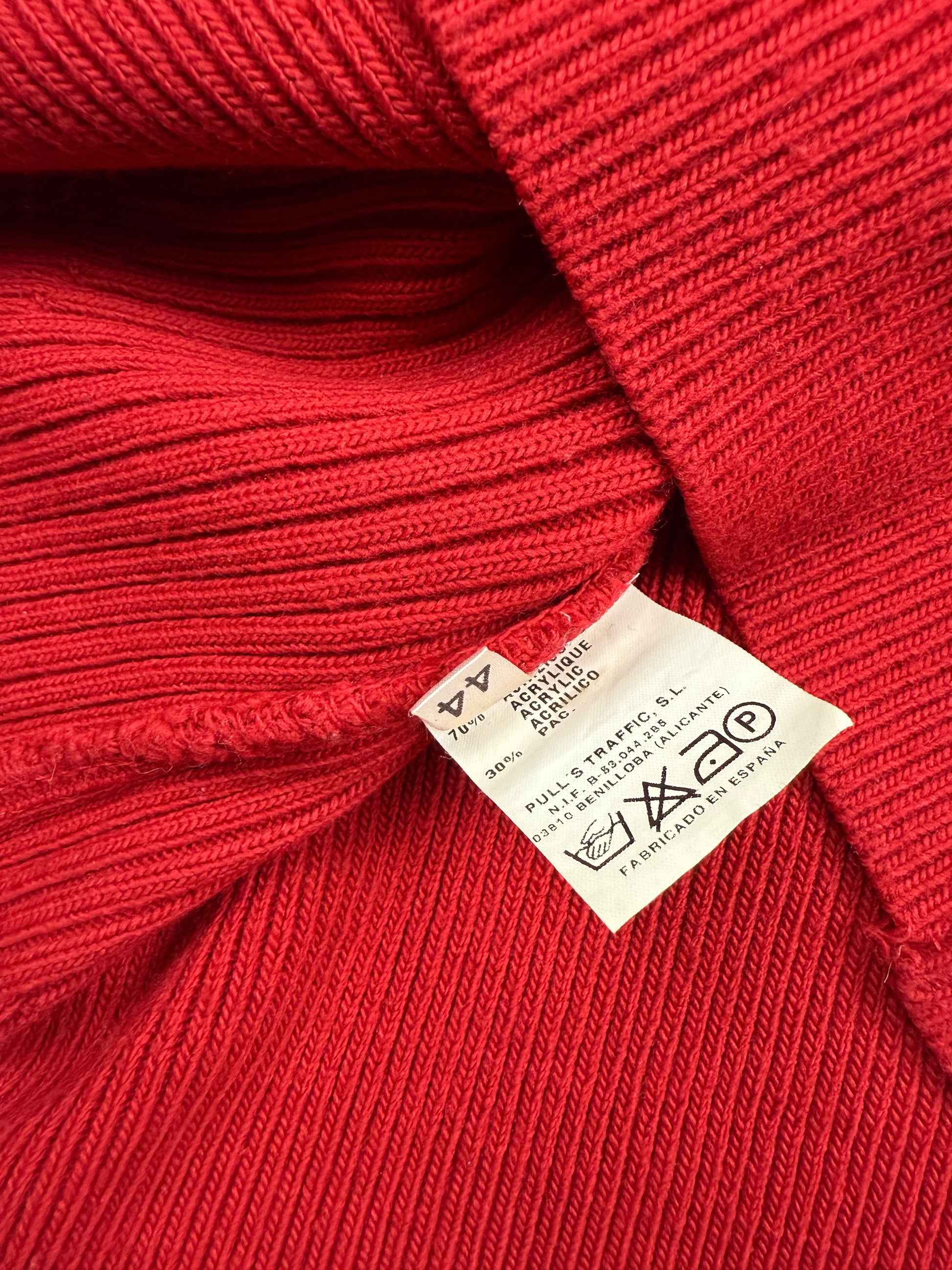 Red turtleneck jumper (S/M)