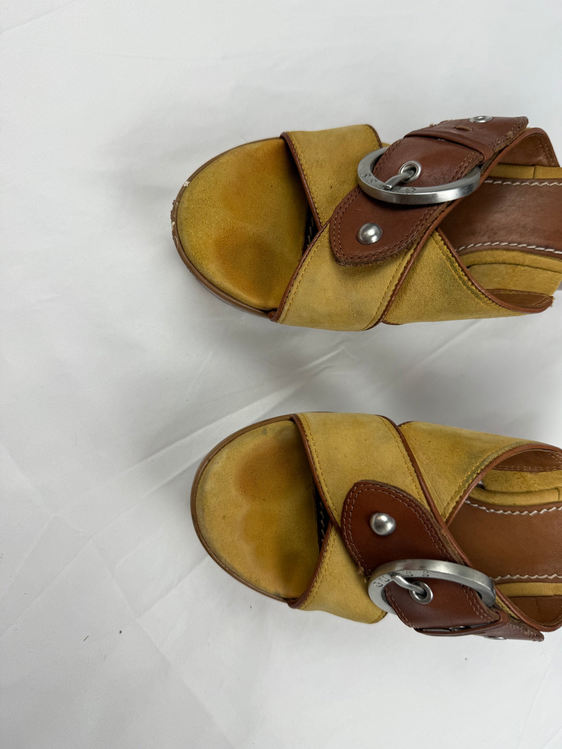 Beige buckle belt mules platform heels (37)