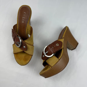 Beige buckle belt mules platform heels (37)