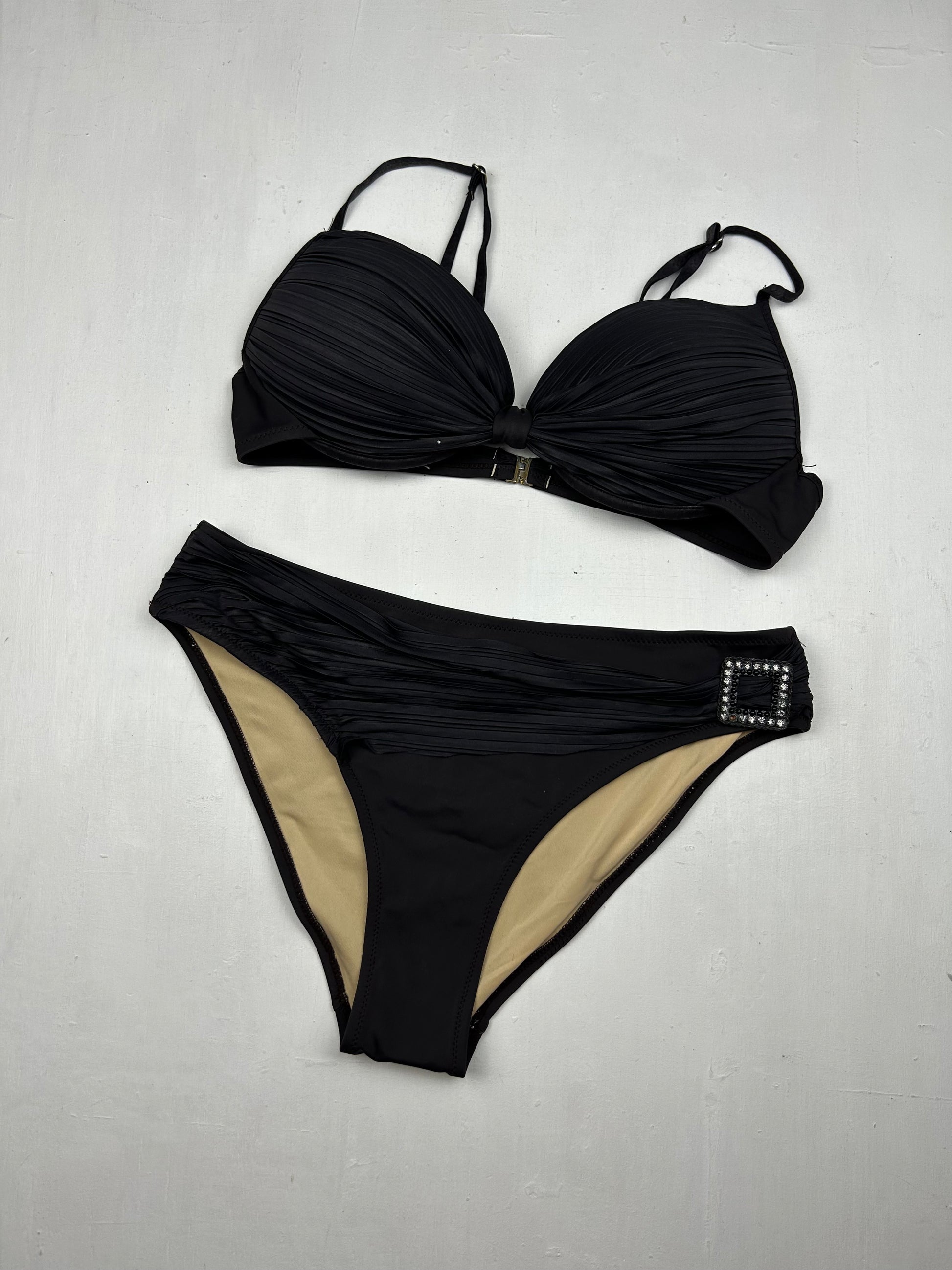 Black low rise bikini set (M)