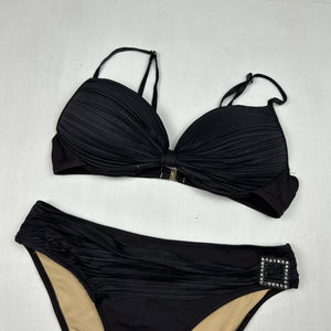 Black low rise bikini set (M)