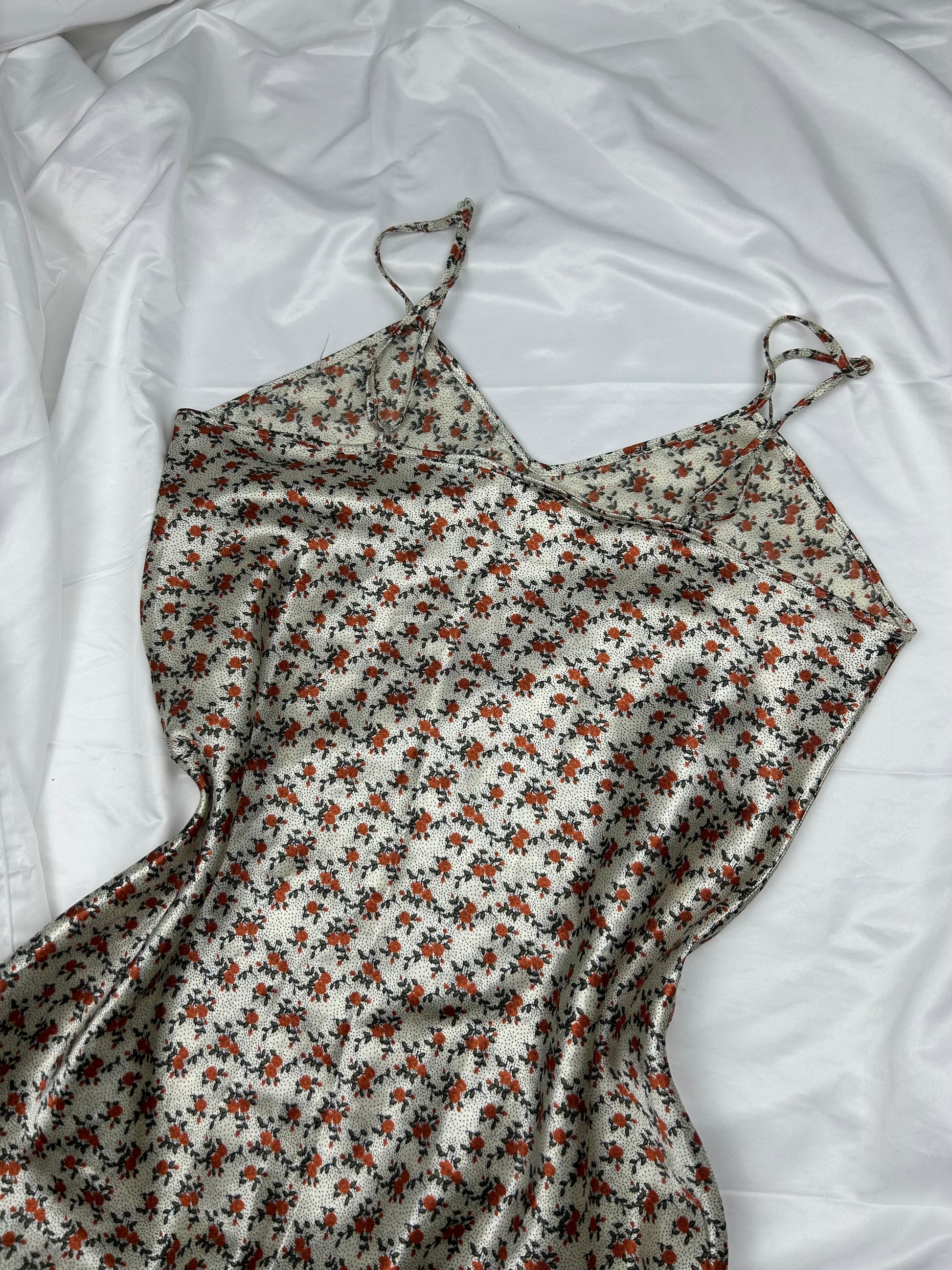 Cream floral print babydoll satin mini dress (M/L)
