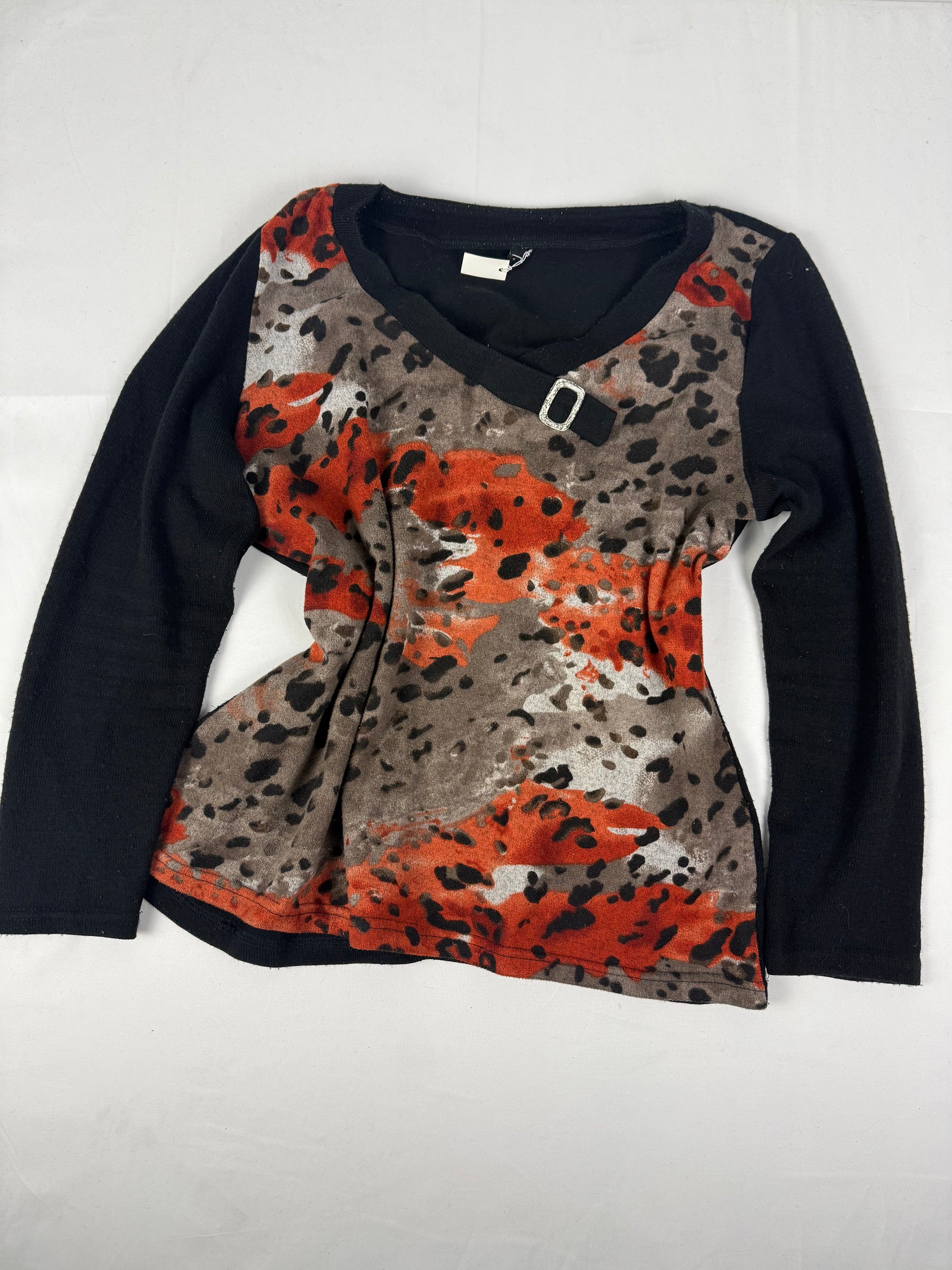 Black & orange animal print jumper (XL)