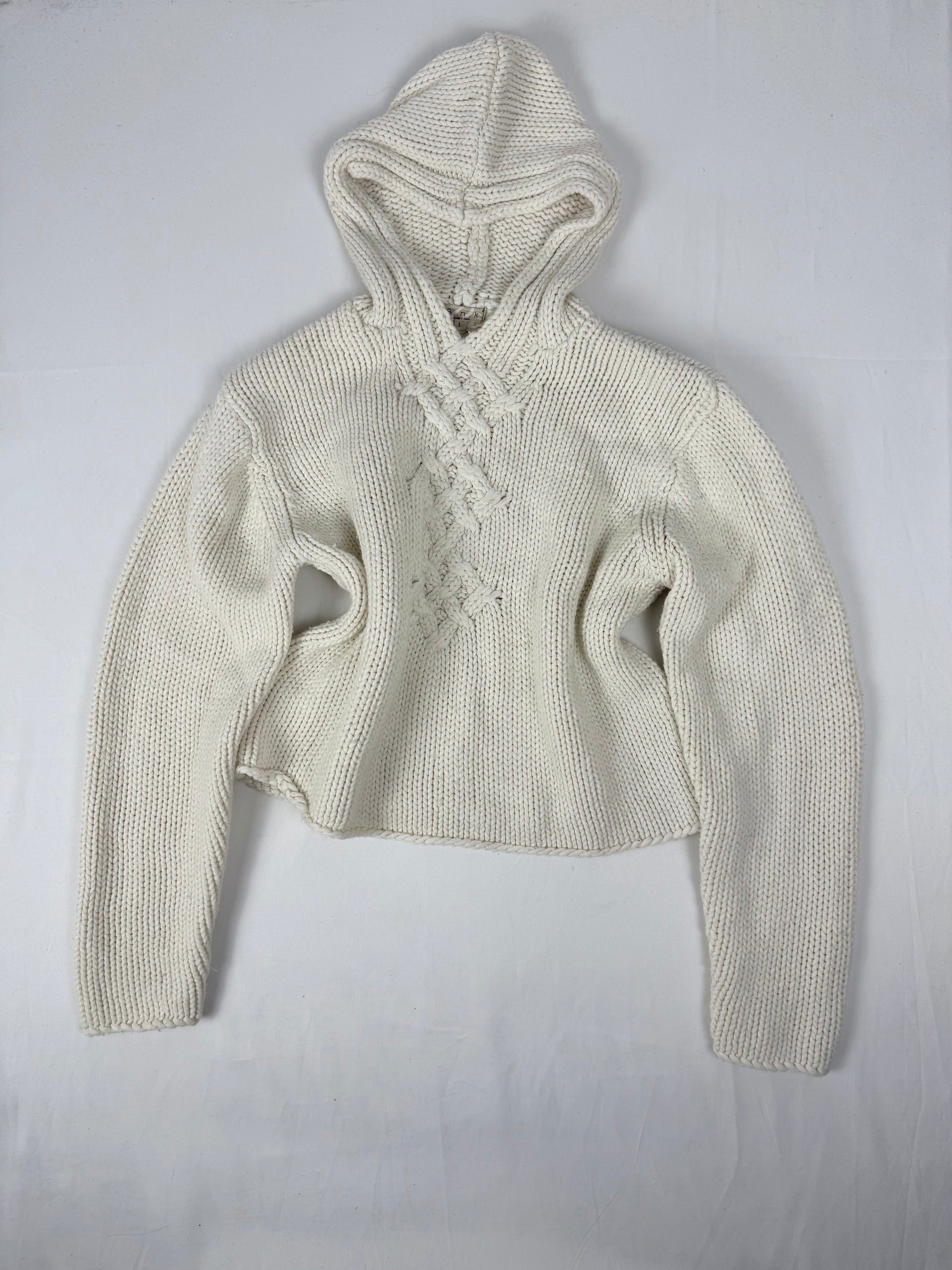 White cream hooded jumper (L)