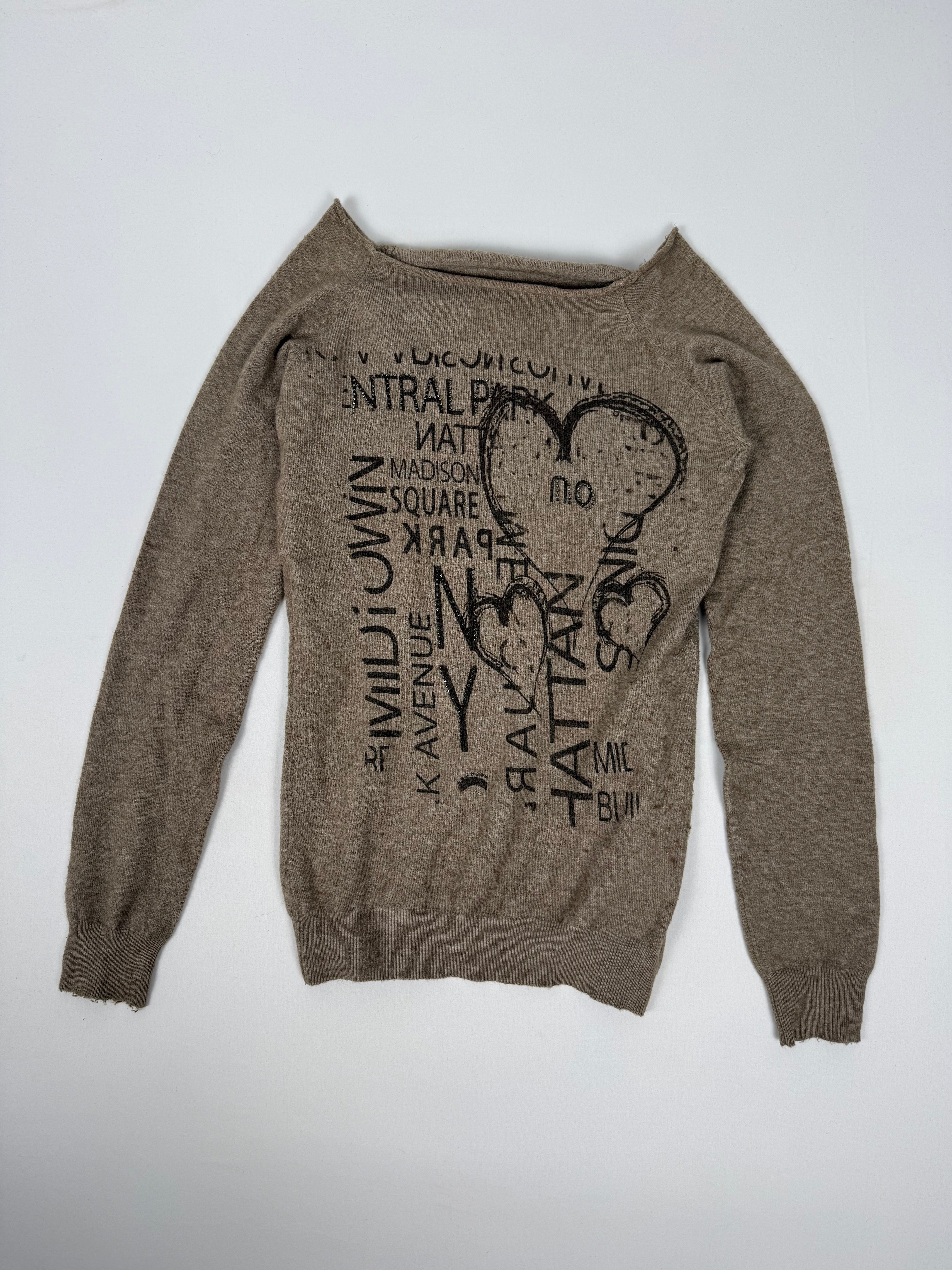 Beige graphic super soft jumper (S)