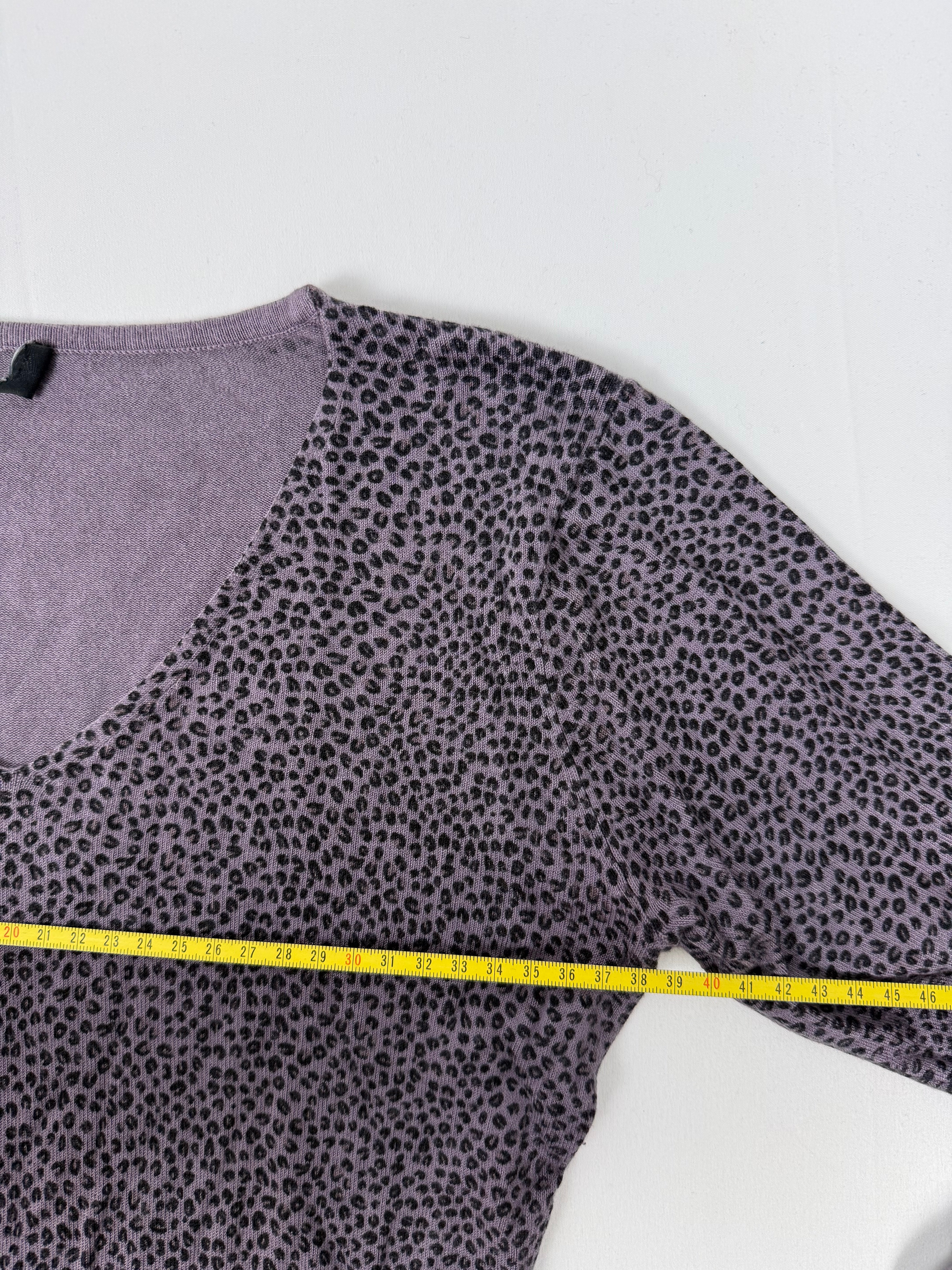 Purple tight fit animal print jumper (S)