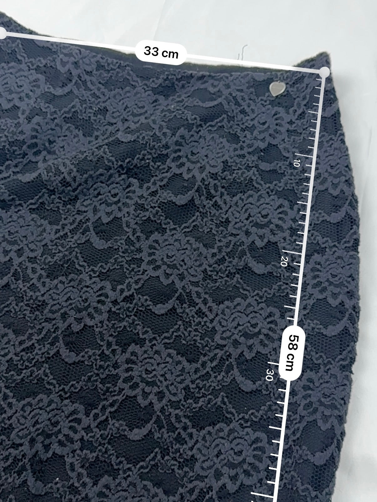 Black lace mesh lined mid skirt (S)