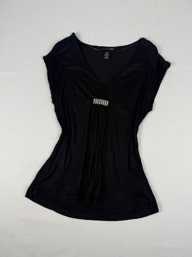 Black tight fit V neck rhinestones tee (S)