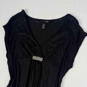 Black tight fit V neck rhinestones tee (S)