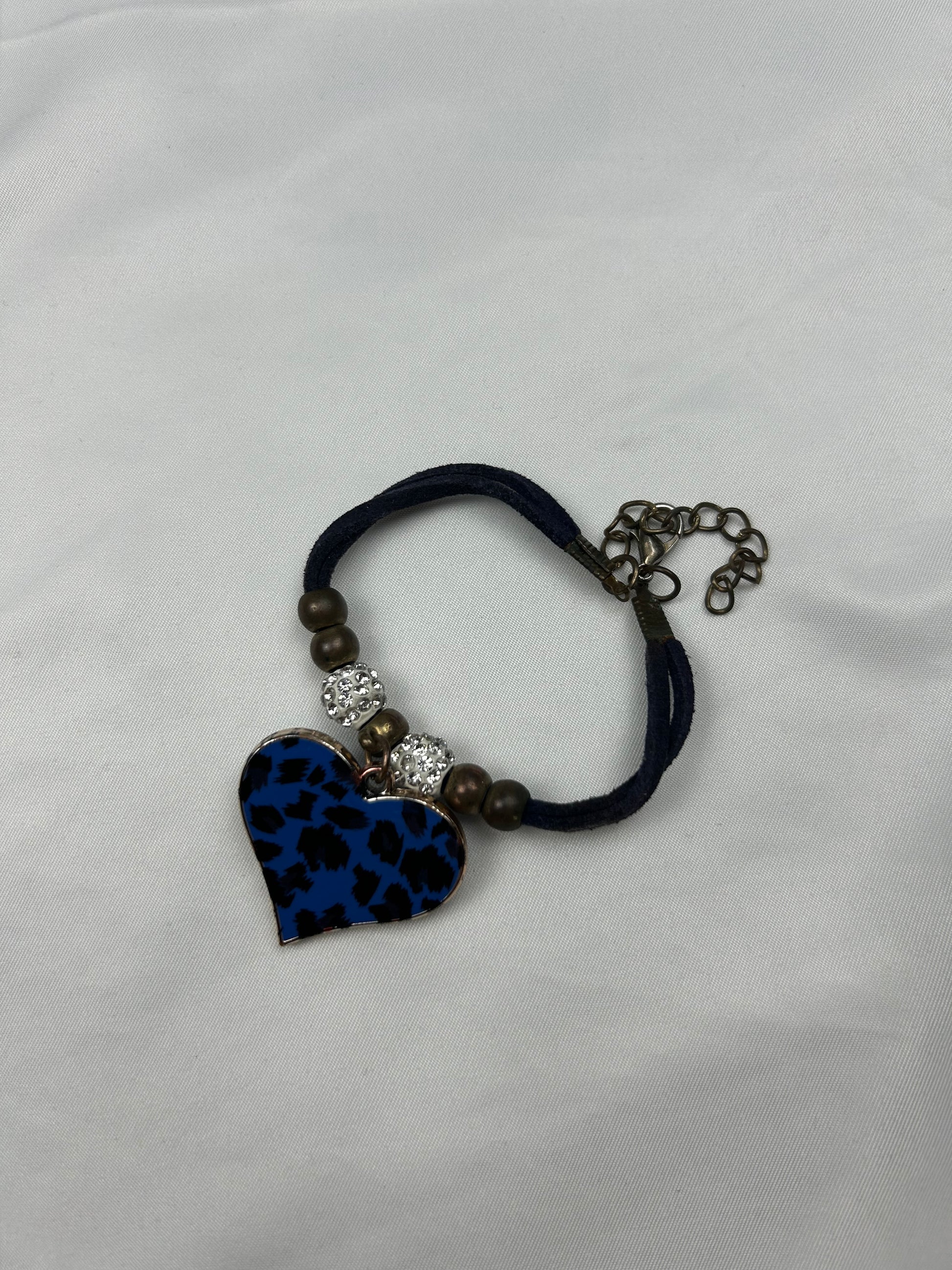 Heart pendant cord bracelet