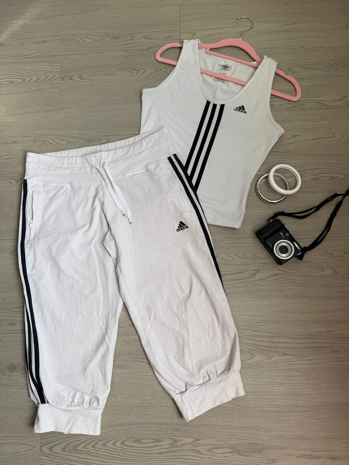 White tight fit activewear top (M)