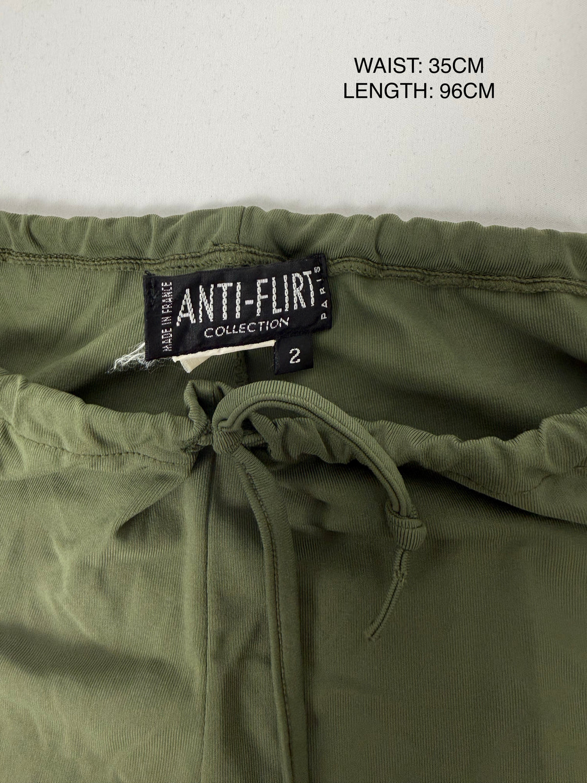 Khaki activewear flare pants (M)