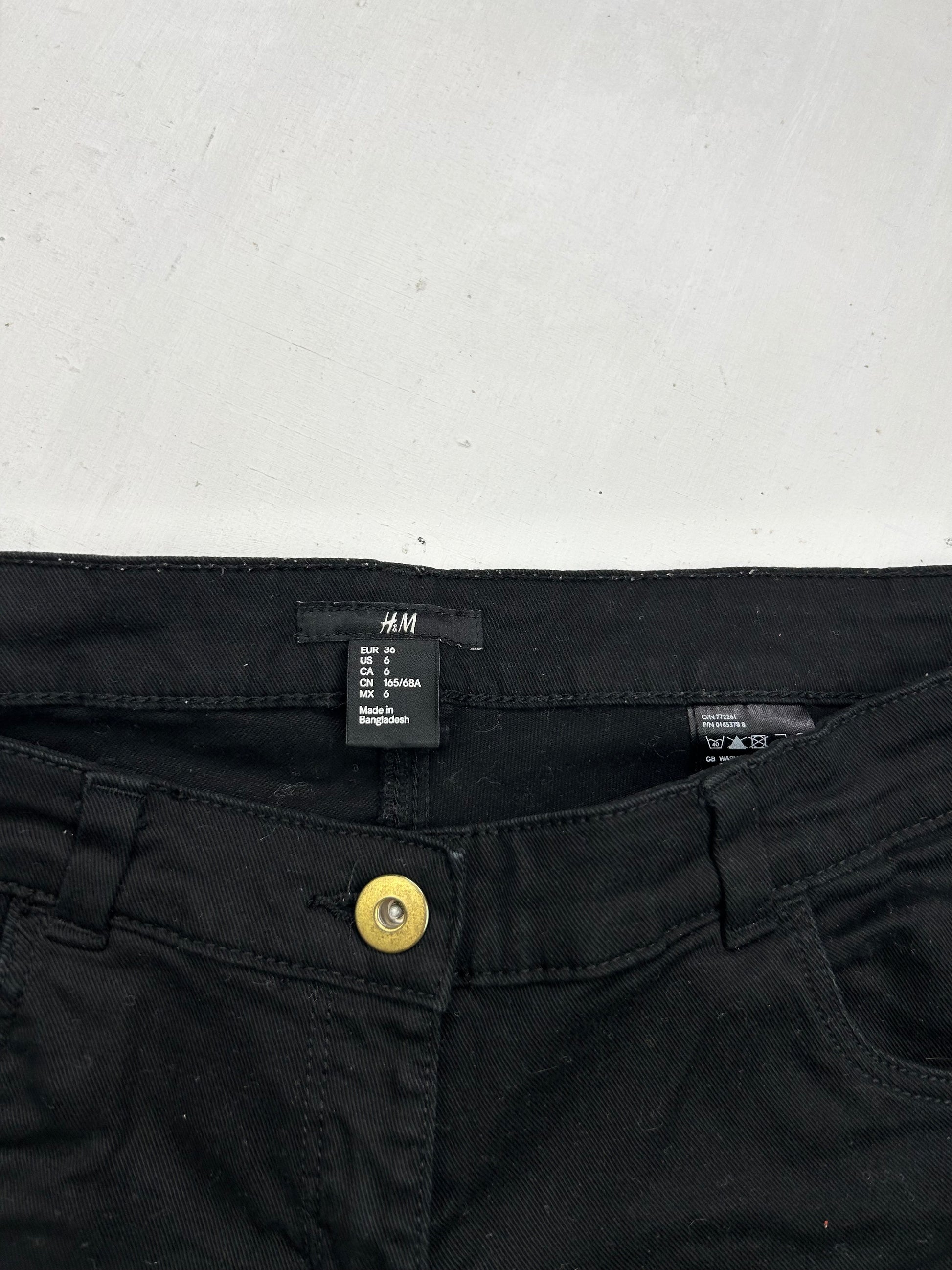 Black denim low rise mini short (S)
