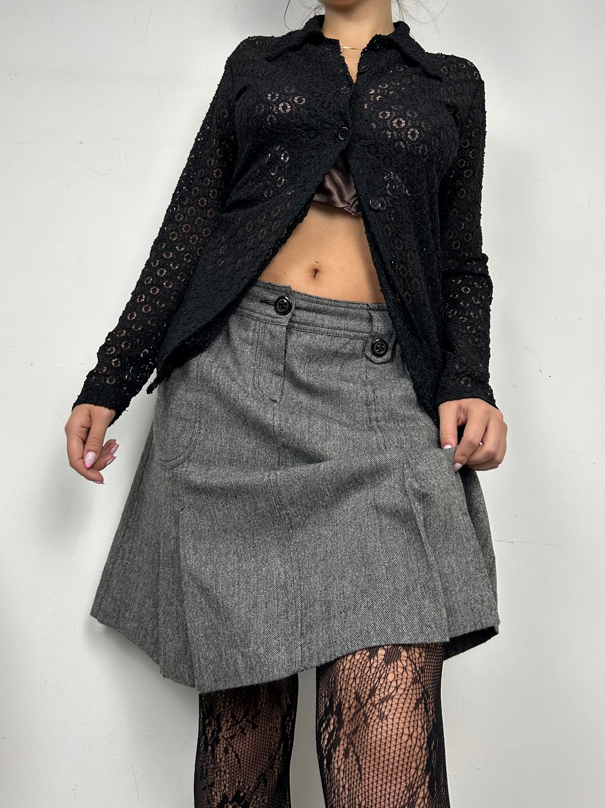 Grey pleated mid skirt (M)