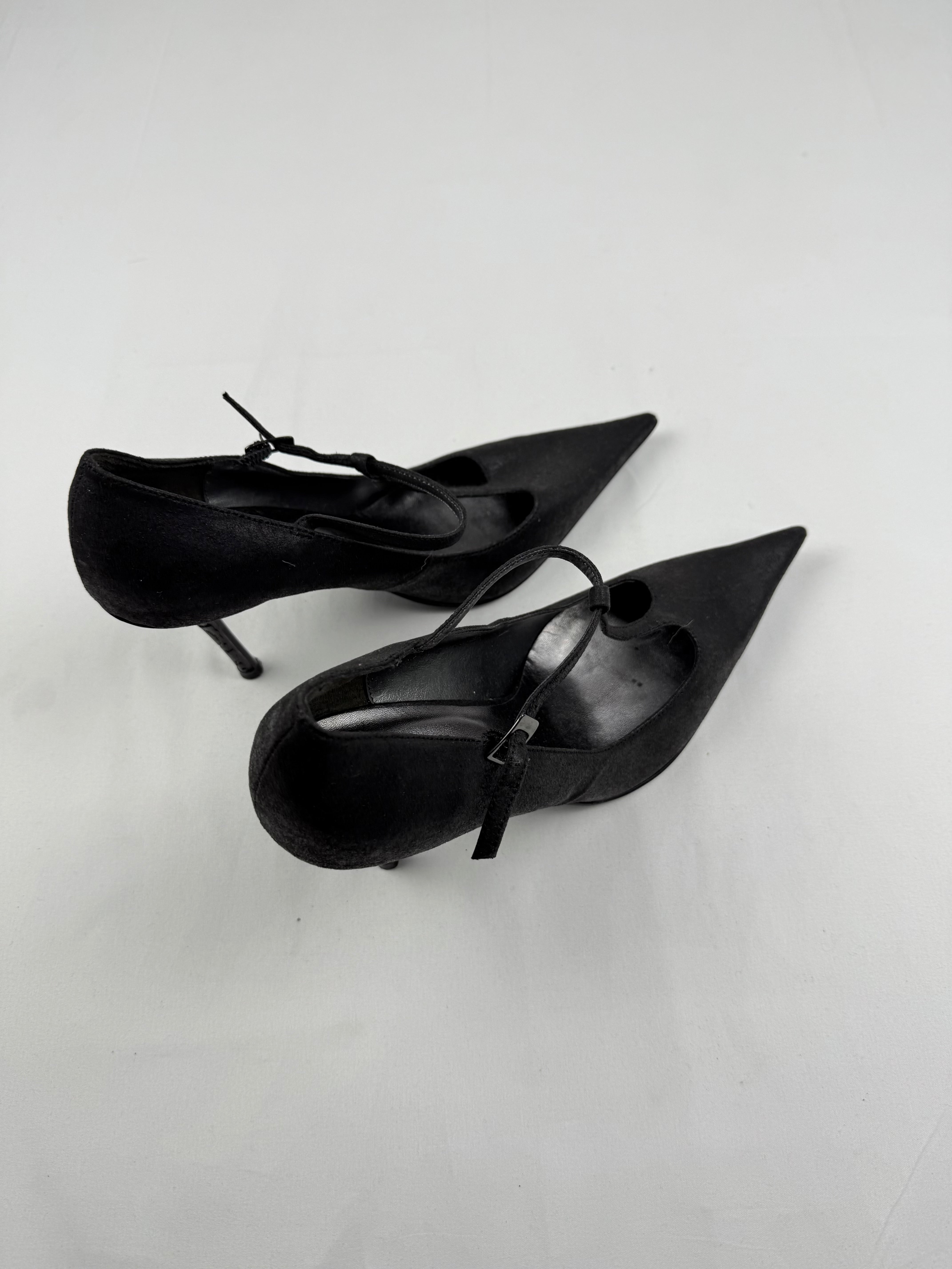 Black real leather pointed toes heels (39)