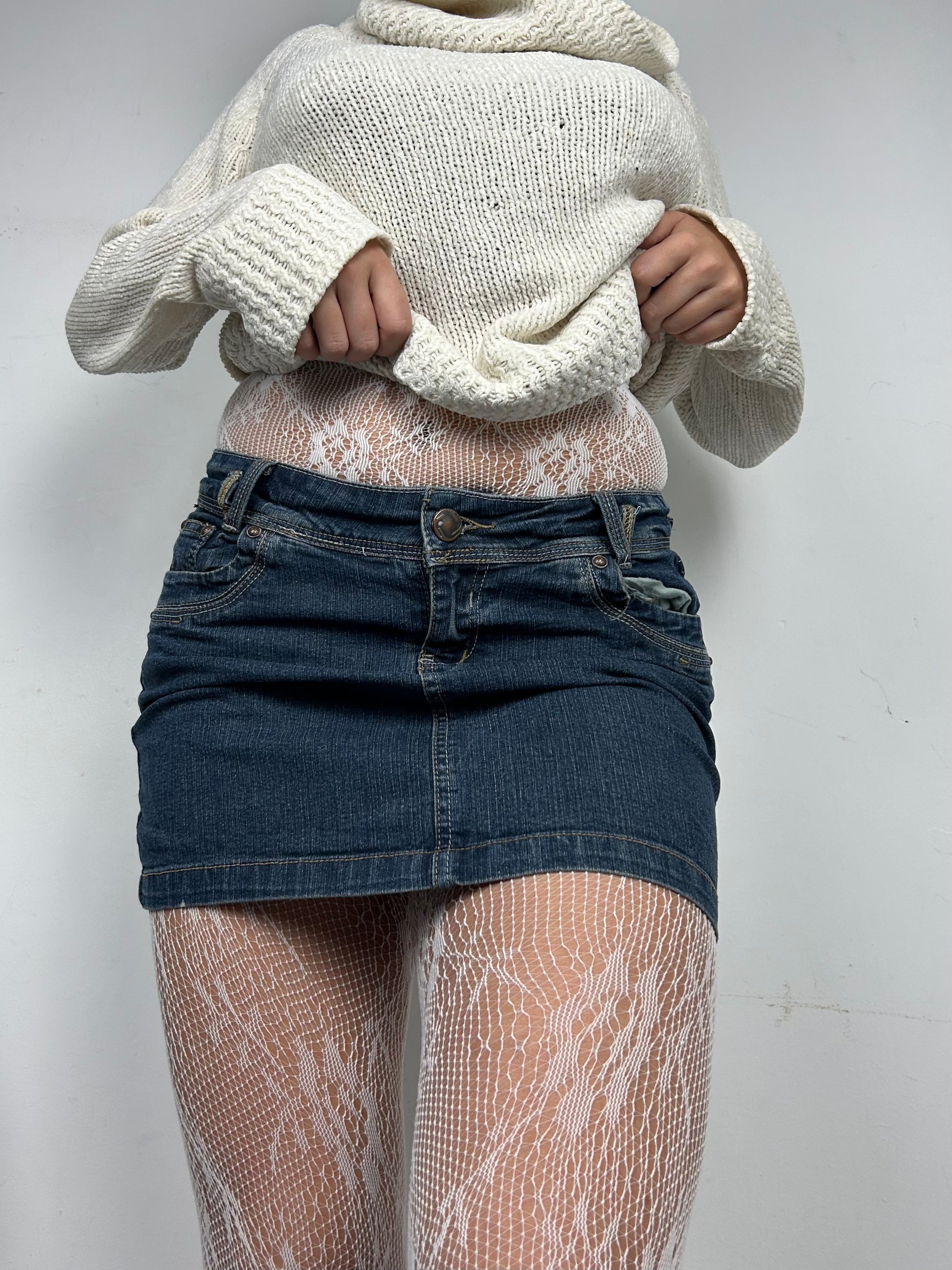 Navy blue denim low rise mini skirt (S)