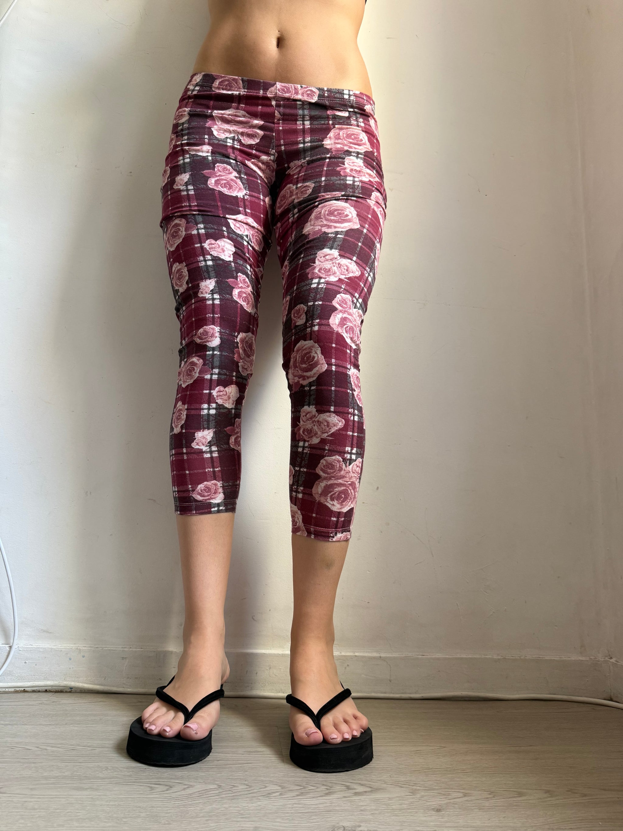 Pink floral leggings capri pants (S)