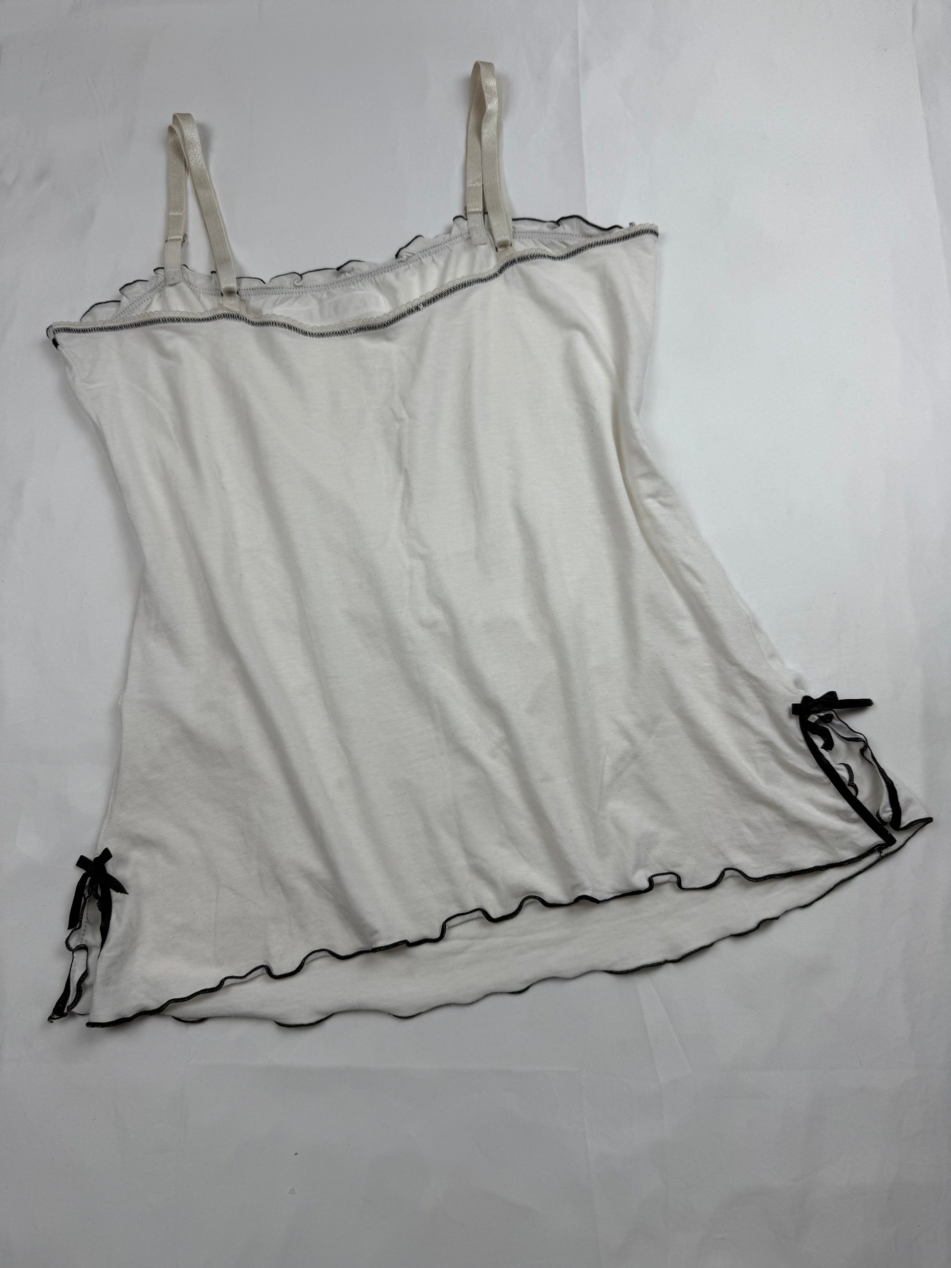 Lettuce hem coquette bow cami top (M)