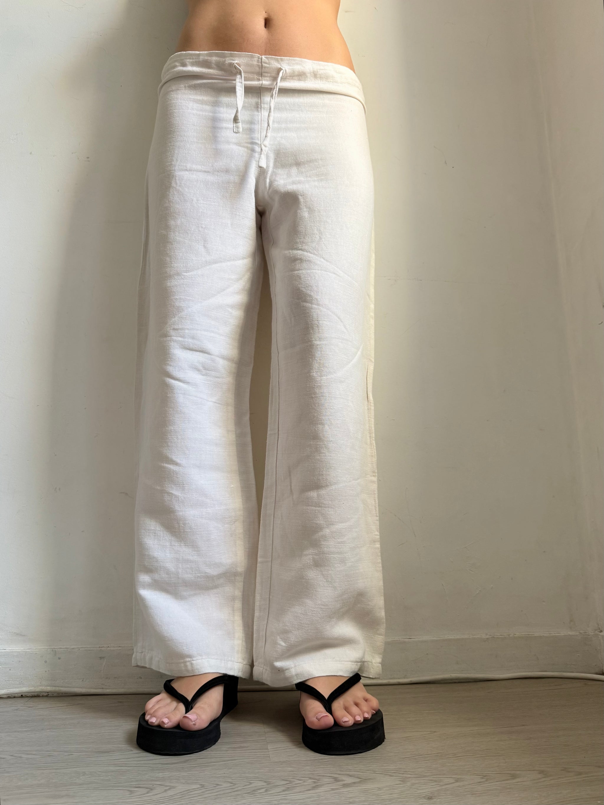 White linen baggy pants (M)