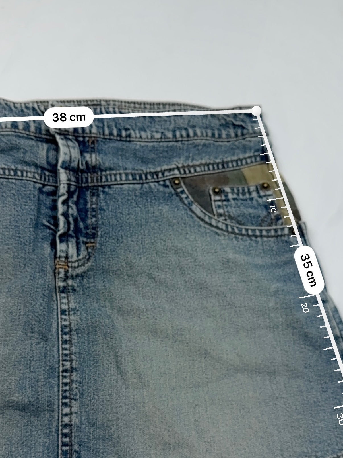 Blue denim camo low rise mini skirt (S)