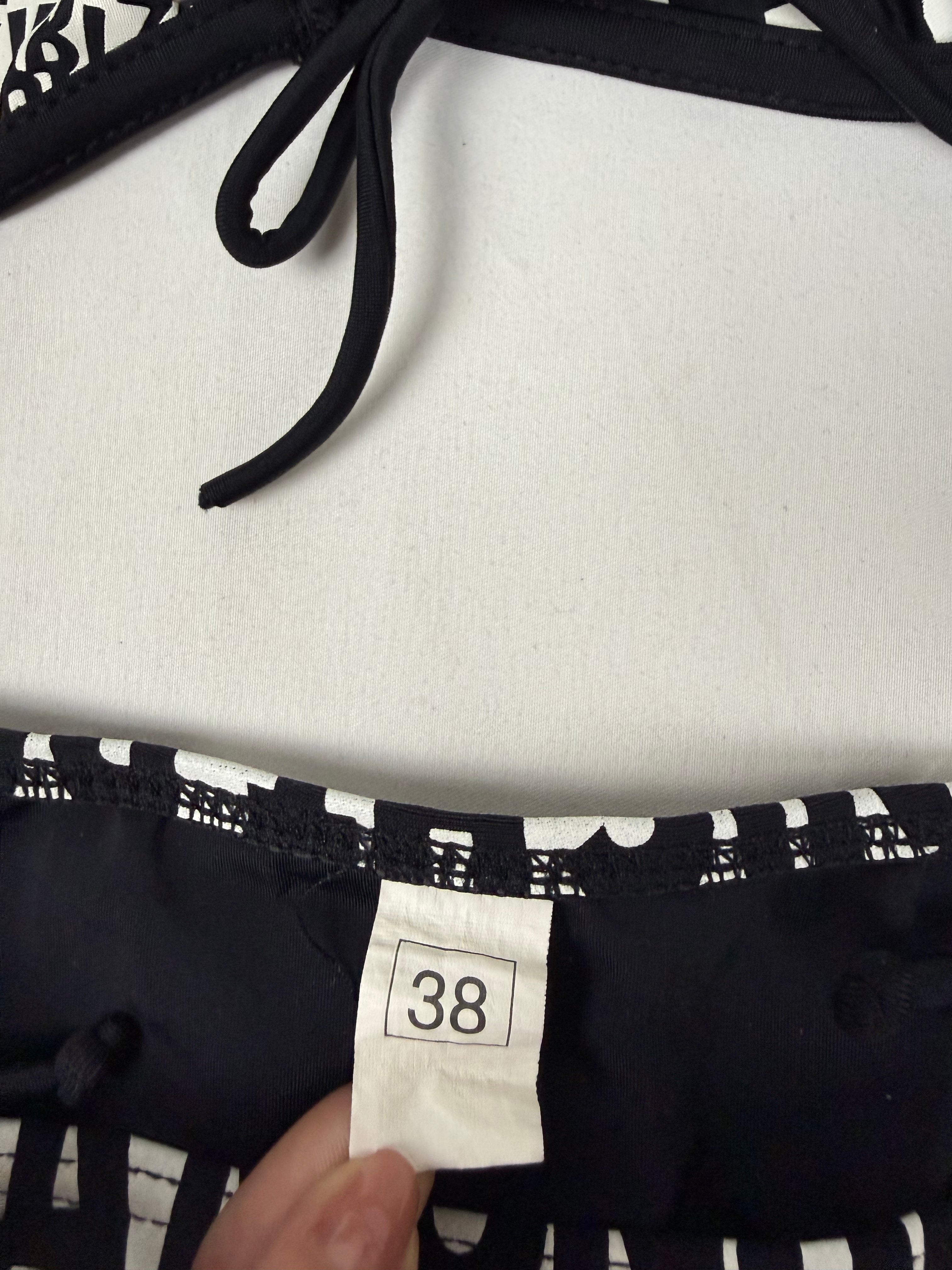 Black graphic low rise bikini set (S/M)