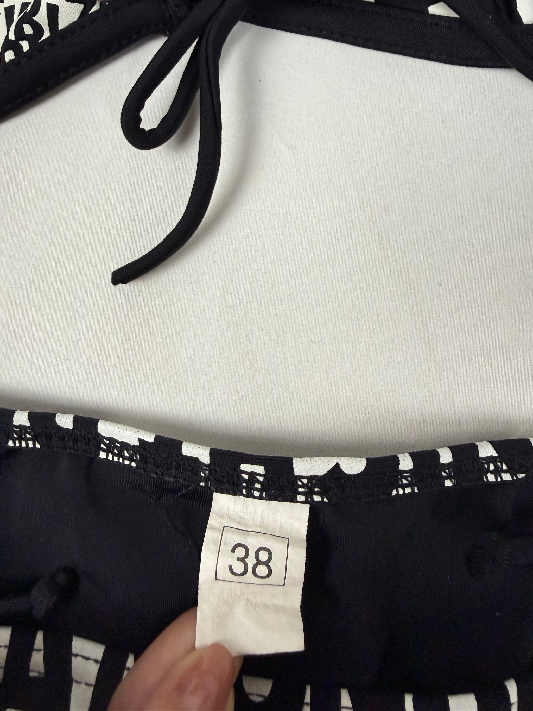 Black graphic low rise bikini set (S/M)