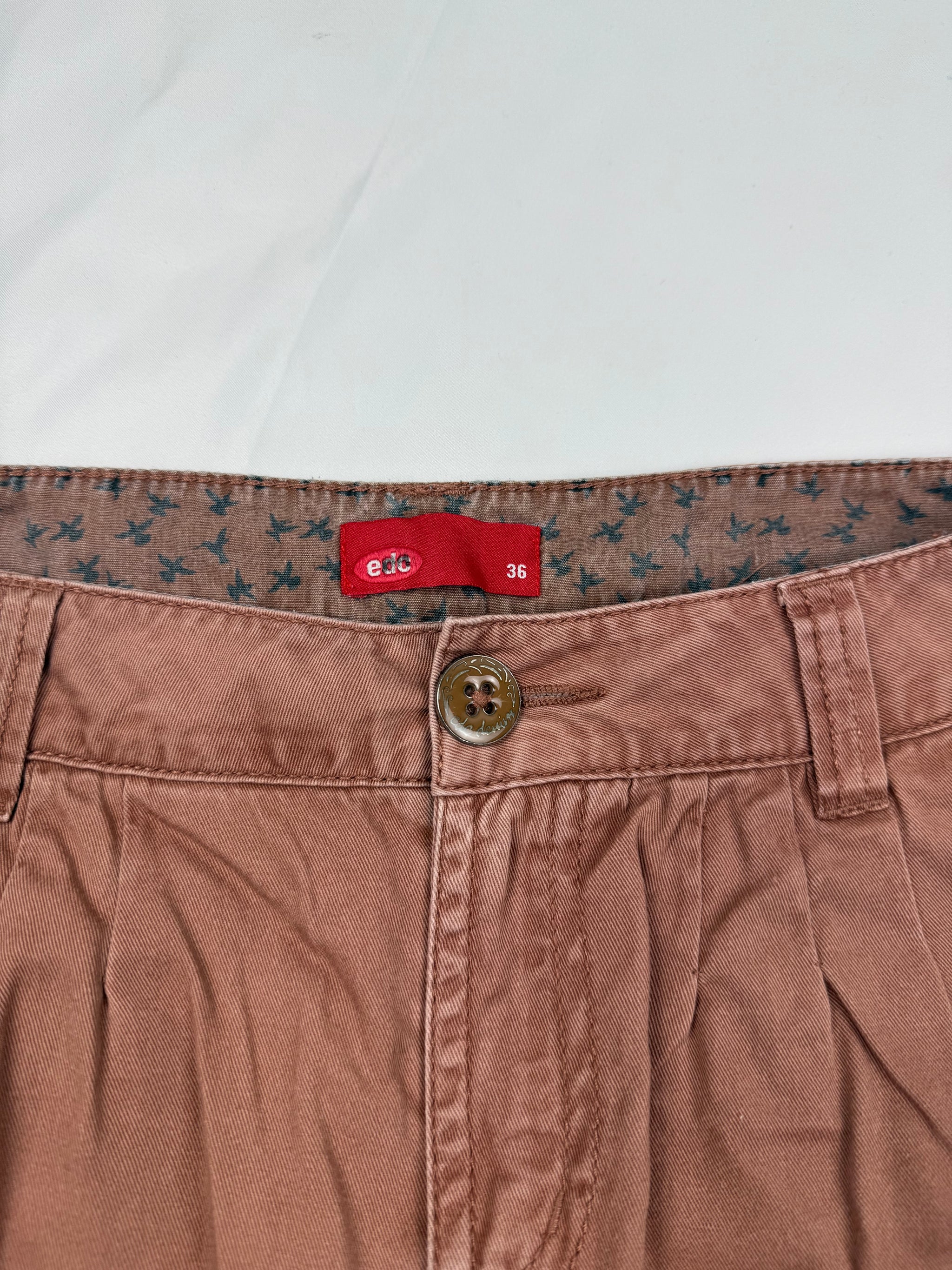 Camel cotton low rise cargo mini skirt (M)