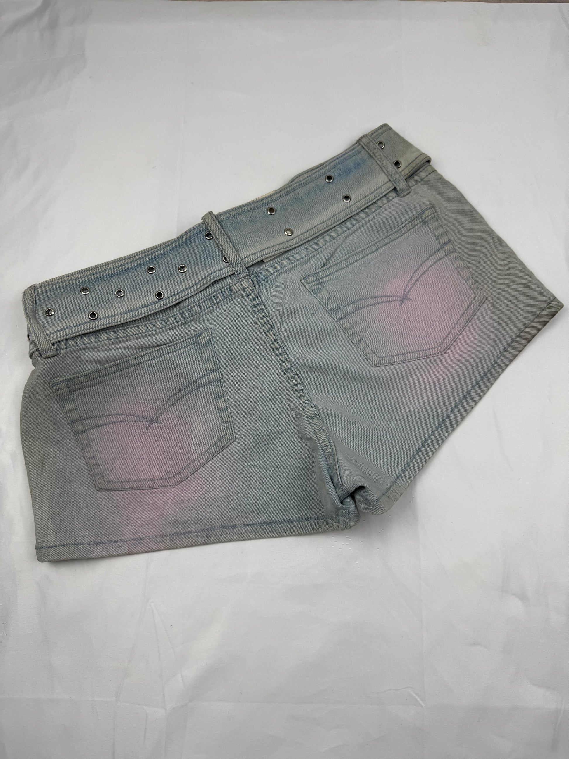 Blue denim low rise mini short with belt (M/L)