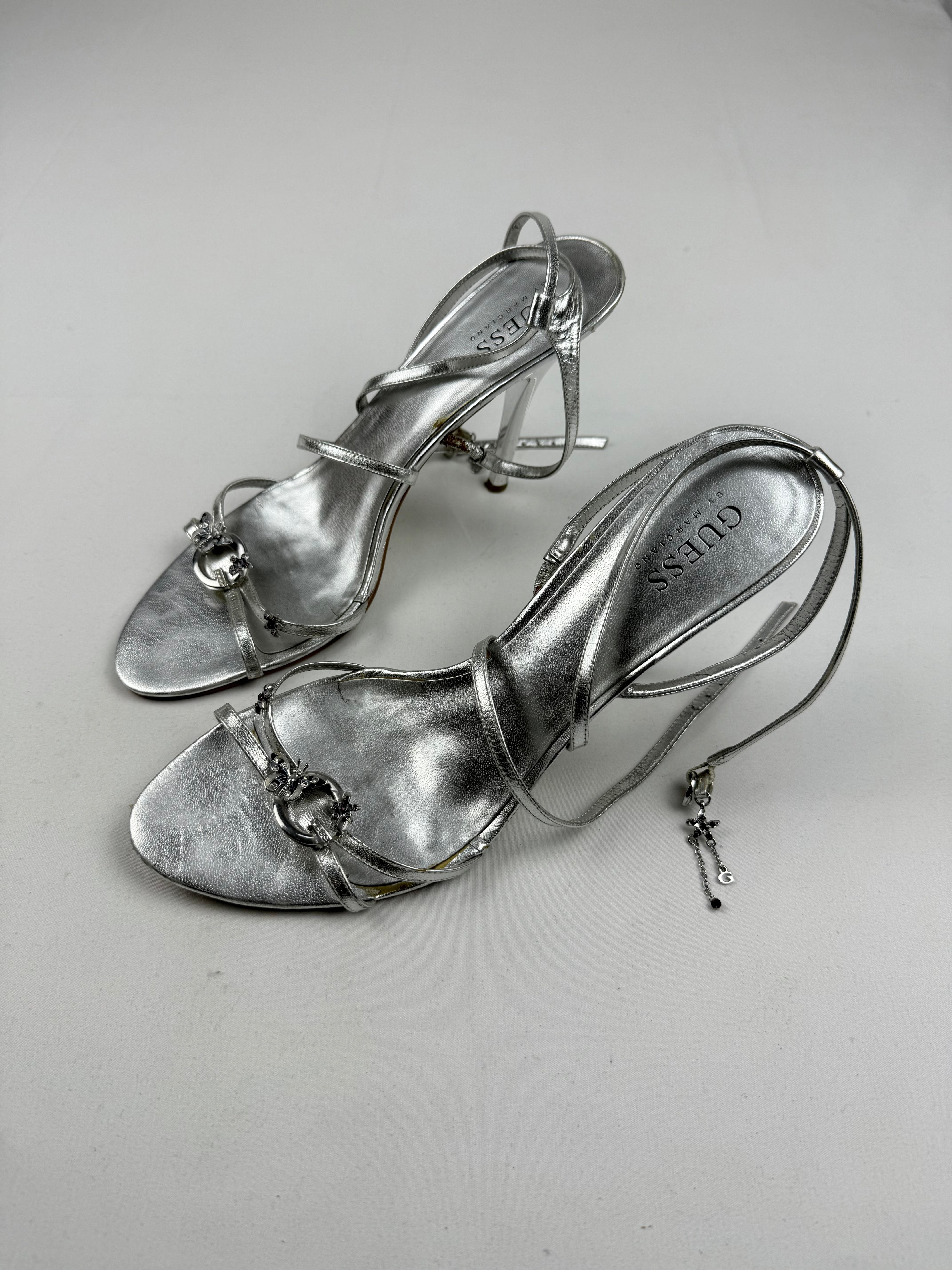 Silver butterfly charms heels (39)