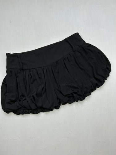 Black pleated balloon low rise mini short (M)