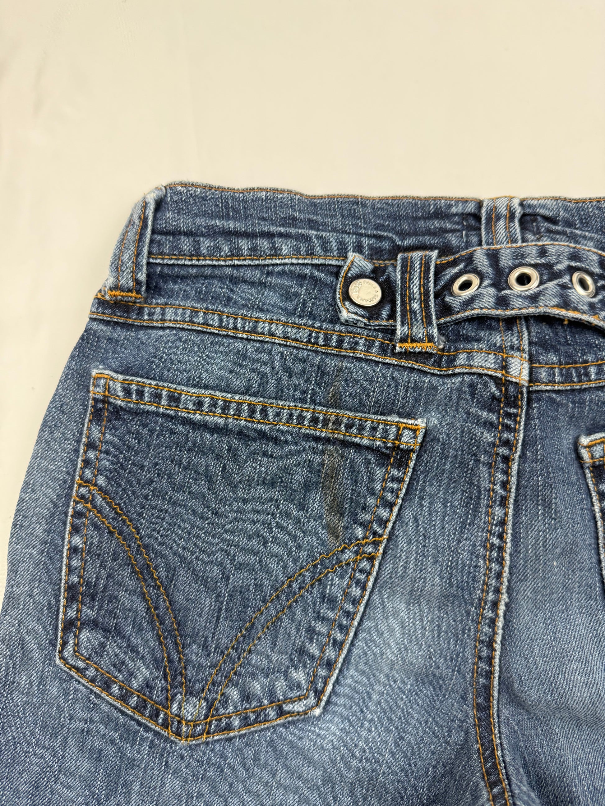 Blue denim low rise capri pants (XS)