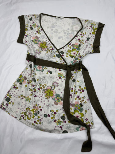 Khaki floral tie up belt tee (M/L)