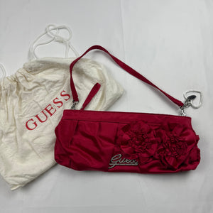 Red pochette wristlet / shoulder bag (27x11cm)