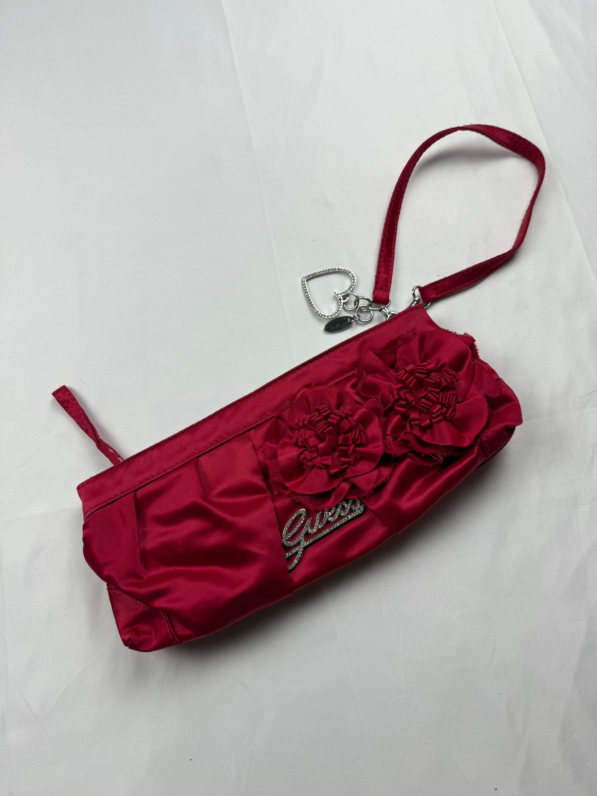 Red pochette wristlet / shoulder bag (27x11cm)